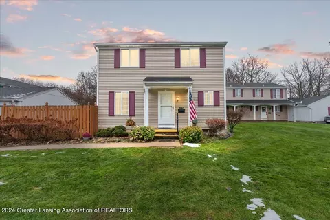 1710 Pepper Tree Ln, Lansing, MI 48912