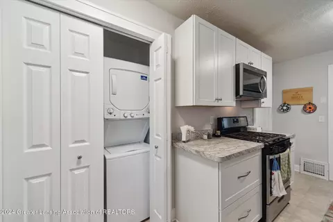 Other - 1135 Hapeman St, Lansing, MI 48915 photo 4 of 8