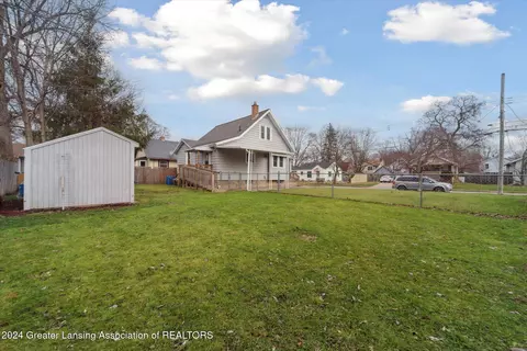 Exterior - 1135 Hapeman St, Lansing, MI 48915 photo 4 of 4
