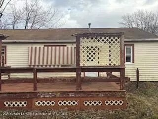 Exterior - 814 Division Rd, Owosso, MI 48867 photo 1 of 1