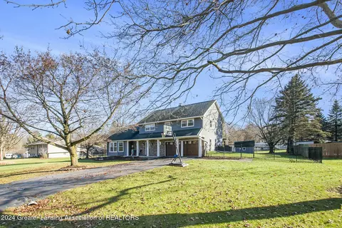 Exterior - 13800 Hamersley Dr, Bath, MI 48808 photo 7 of 7