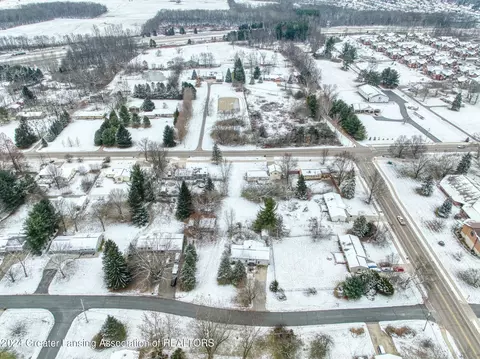 View/Area - 3325 Luroma Dr, Dewitt, MI 48820 photo 8 of 9