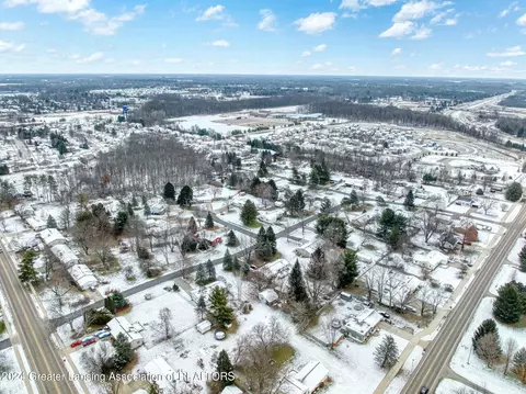 View/Area - 3325 Luroma Dr, Dewitt, MI 48820 photo 3 of 9