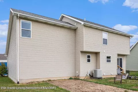 7619 Taragreen Dr, Lansing, MI 48917 photo 23