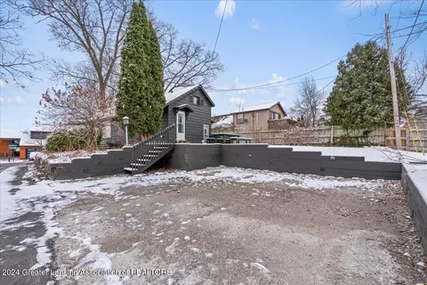 Exterior - 6239 W Reynolds Rd, Haslett, MI 48840 photo 6 of 11