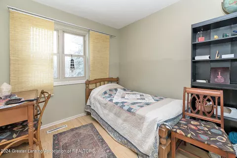 Bedroom - 2334 Webster Rd, Lansing, MI 48917 photo 2 of 2