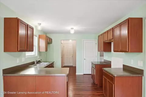 Entry Way - 33224 Sienna Dr, Romulus, MI 48174 photo 4 of 6