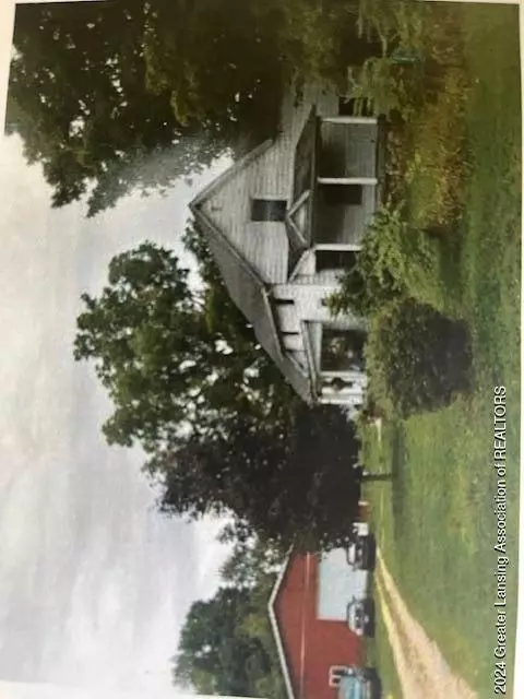 2674 Narrow Lake Rd, Charlotte, MI 48813