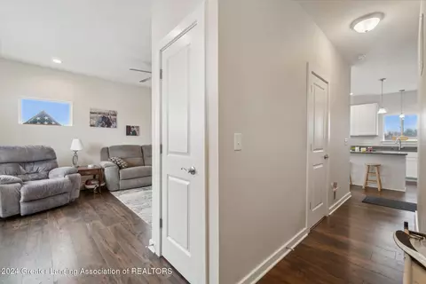 Entry Way - 1767 E Colony Rd, Saint Johns, MI 48879 photo 1 of 5