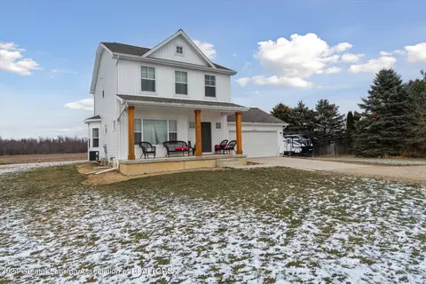 Exterior - 1767 E Colony Rd, Saint Johns, MI 48879 photo 3 of 8