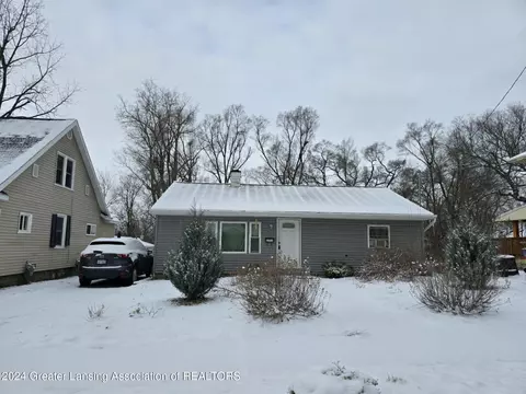 2053 Paris Ave NE, Grand Rapids, MI 49505