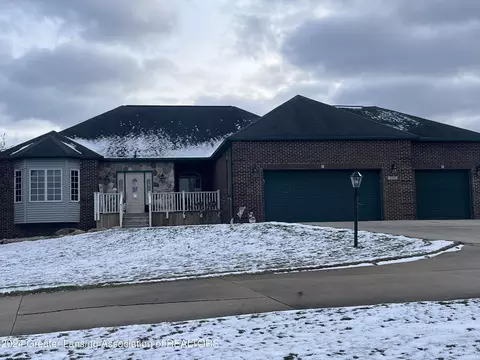 4545 S Green Gables Dr, Mason, MI 48854