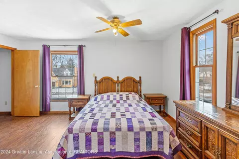 Bedroom - 108 E Gier St, Lansing, MI 48906 photo 5 of 8