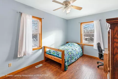 Bedroom - 108 E Gier St, Lansing, MI 48906 photo 6 of 8