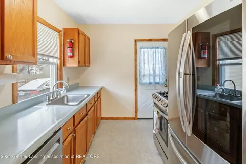Other - 108 E Gier St, Lansing, MI 48906 photo 5 of 25