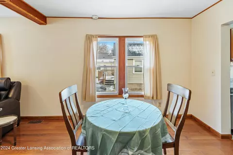 Dining - 108 E Gier St, Lansing, MI 48906 photo 2 of 2