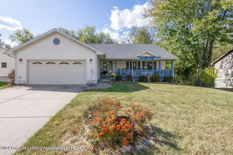 2325 Lochwoode Ct, Holt, MI 48842