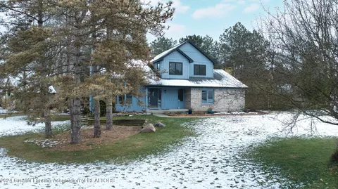 Exterior - 4122 Cornell Rd, Okemos, MI 48864 photo 3 of 6