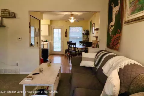Entry Way - 6327 Beechfield Dr, Lansing, MI 48911 photo 1 of 1