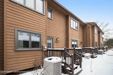 1456 Erica Ln, East Lansing, MI 48823