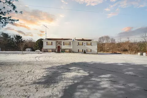 1392 Wetherby Rd, Jackson, MI 49201 photo 1