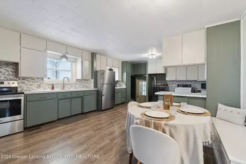 11169 S Bliss Rd, Hubbardston, MI 48845