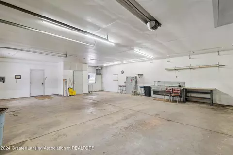 737 Johnson St, Owosso, MI 48867 photo 30