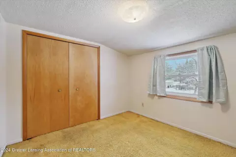 737 Johnson St, Owosso, MI 48867 photo 24
