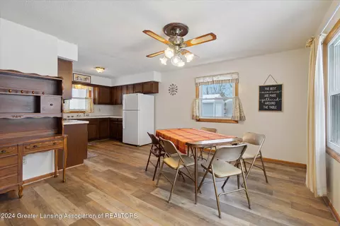 737 Johnson St, Owosso, MI 48867 photo 7