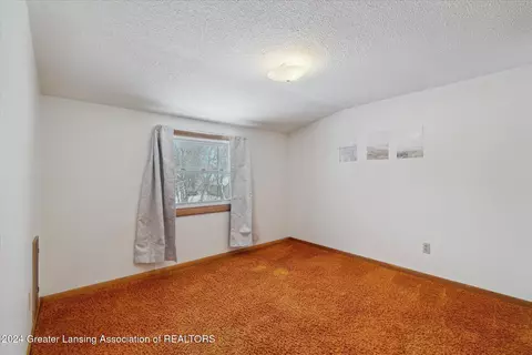 737 Johnson St, Owosso, MI 48867 photo 27