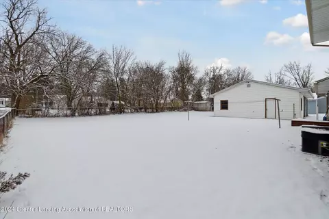 737 Johnson St, Owosso, MI 48867 photo 34