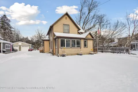 231 East Rd, Dimondale, MI 48821 photo 2