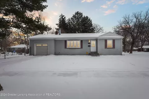 705 Maplehill Ave, Lansing, MI 48910