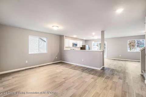 2987 Moccasin Dr, Dewitt, MI 48820 photo 7