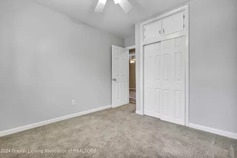 Bedroom - 321 N Dibble Ave, Lansing, MI 48917 photo 2 of 5