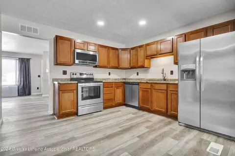 Kitchen - 321 N Dibble Ave, Lansing, MI 48917 photo 1 of 3