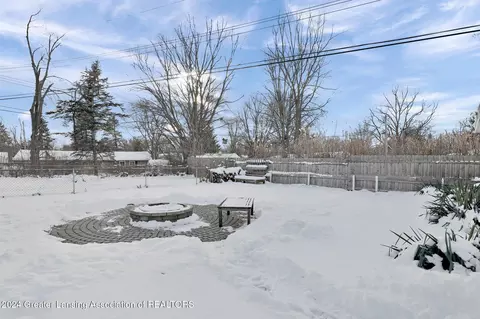 Other - 321 N Dibble Ave, Lansing, MI 48917 photo 11 of 25