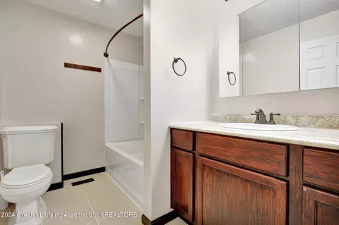 Bath - 321 N Dibble Ave, Lansing, MI 48917 photo 3 of 3