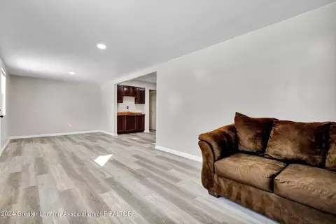 Living - 321 N Dibble Ave, Lansing, MI 48917 photo 5 of 5