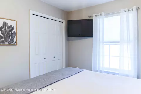 Bedroom - 6780 Thunder Ln, Lansing, MI 48906 photo 2 of 6