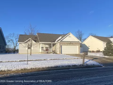 1301 Jackson Dr, Owosso, MI 48867 photo 4