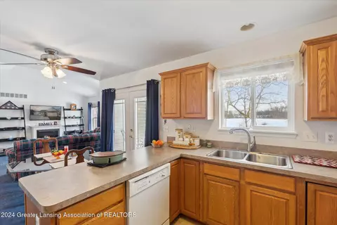 1301 Jackson Dr, Owosso, MI 48867 photo 18
