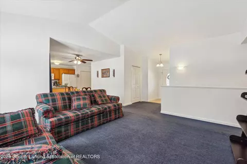 1301 Jackson Dr, Owosso, MI 48867 photo 13