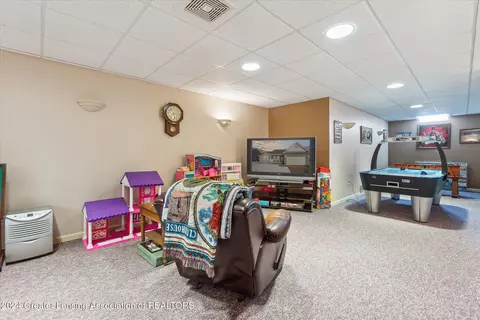 1301 Jackson Dr, Owosso, MI 48867 photo 36
