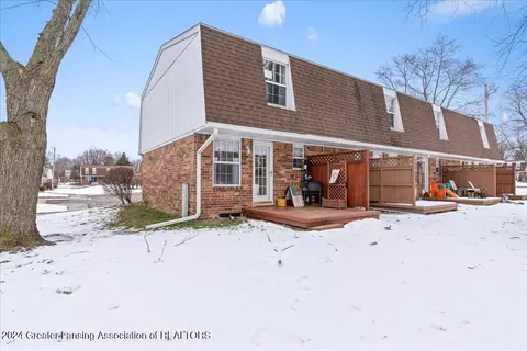 6352 Beechfield Dr, Lansing, MI 48911 photo 23