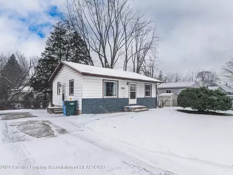 3221 Alfred Ave, Lansing, MI 48906