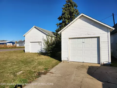 Exterior - 11760 W 2nd St, Fowler, MI 48835 photo 2 of 2