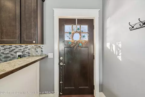 2350 N Watson Rd, Saint Johns, MI 48879 photo 6