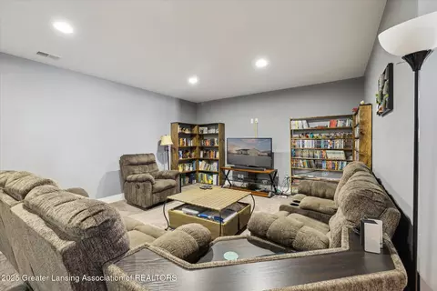 2350 N Watson Rd, Saint Johns, MI 48879 photo 33