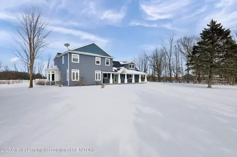 Exterior - 7346 W Cutler Rd, Dewitt, MI 48820 photo 2 of 12